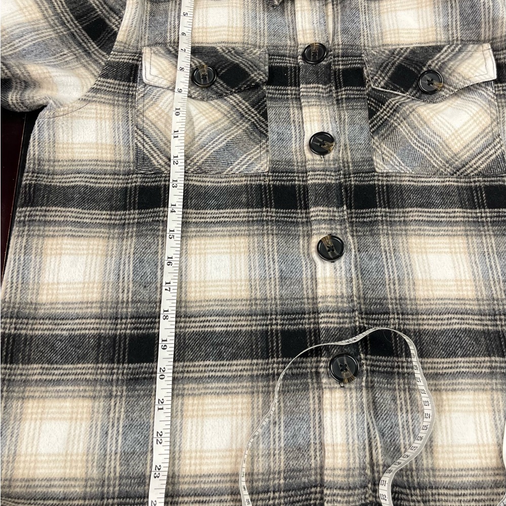 BBDakota plaid jacket size lg - Picture 8 of 8